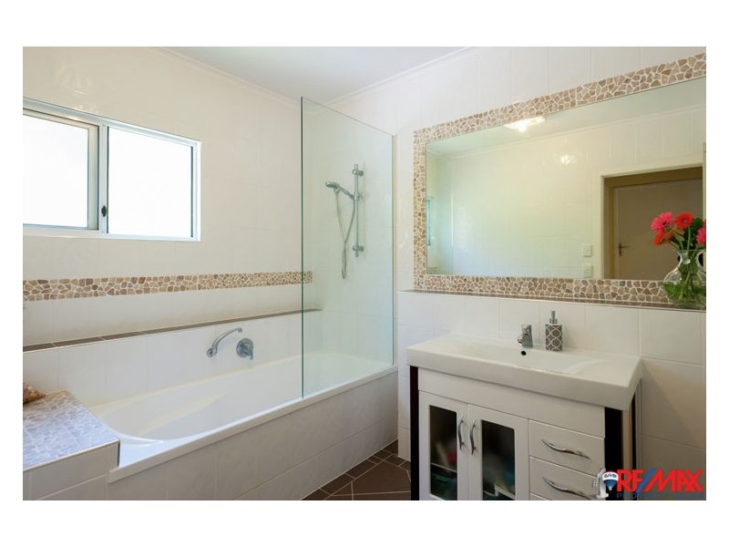 6 MacKenzie Green, Buderim QLD 4556
