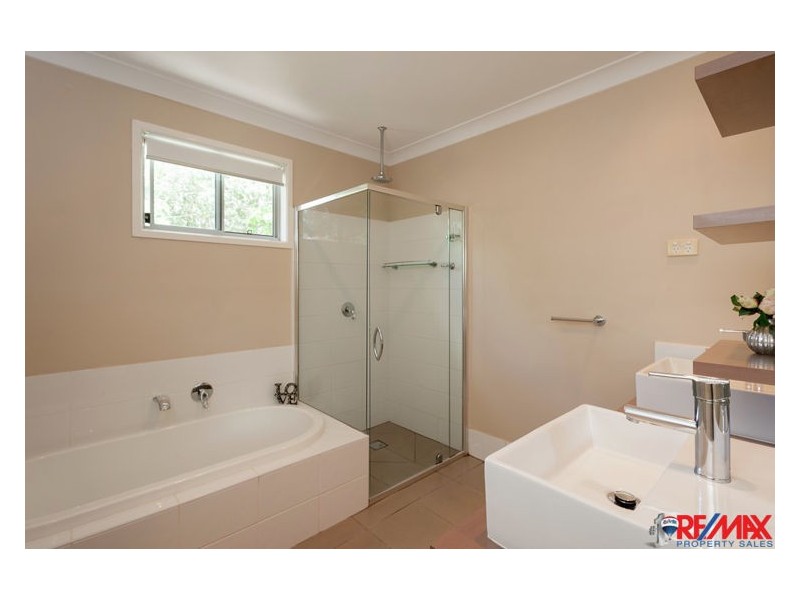 72 Panorama Drive, Nambour QLD 4560