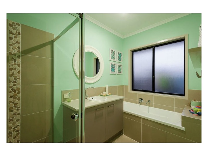 23 Presentation Boulevard, Nambour QLD 4560