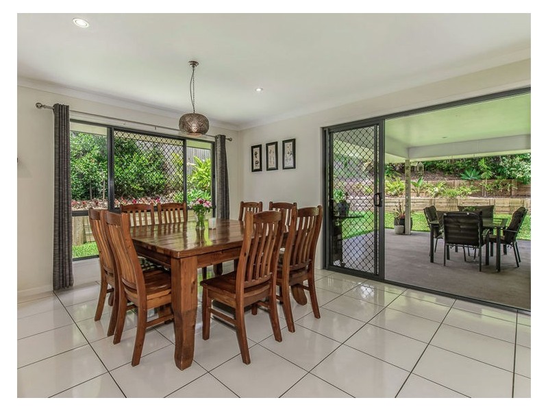 18 Bunya Pine Place, Woombye QLD 4559