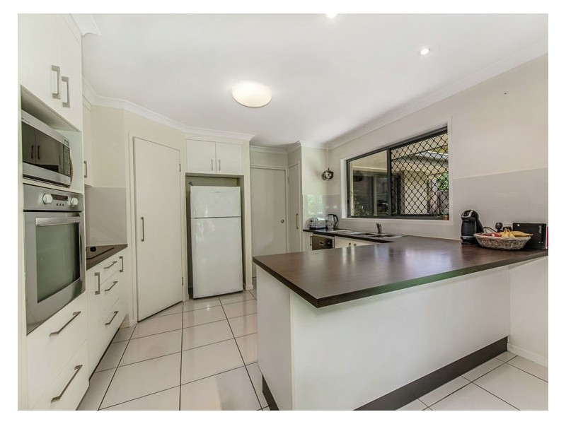 18 Bunya Pine Place, Woombye QLD 4559