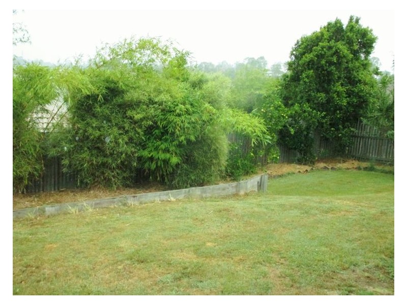 82 Gympie View Drive, Southside QLD 4570