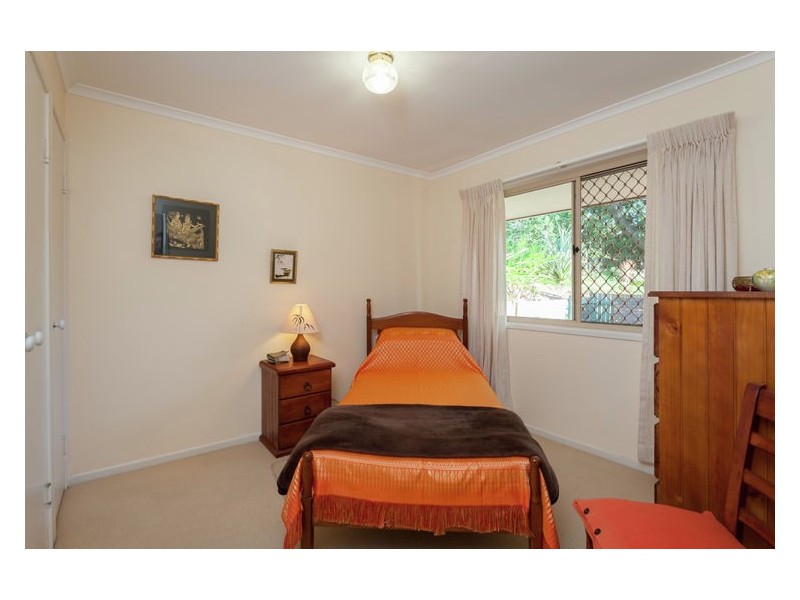 2/17 Glenbrook Drive, Nambour QLD 4560