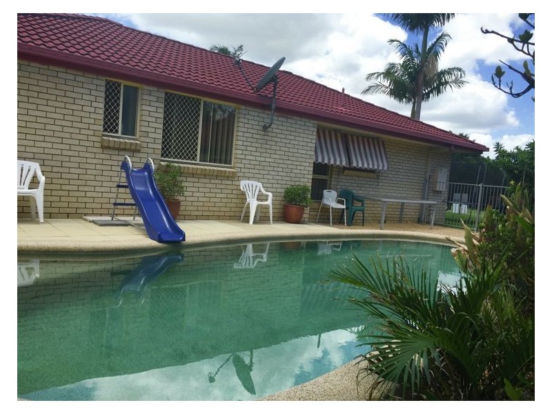 1 Fernlea Street, Burnside QLD 4560