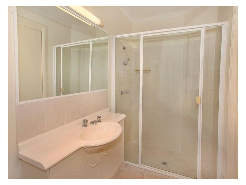 1 Fernlea Street, Burnside QLD 4560