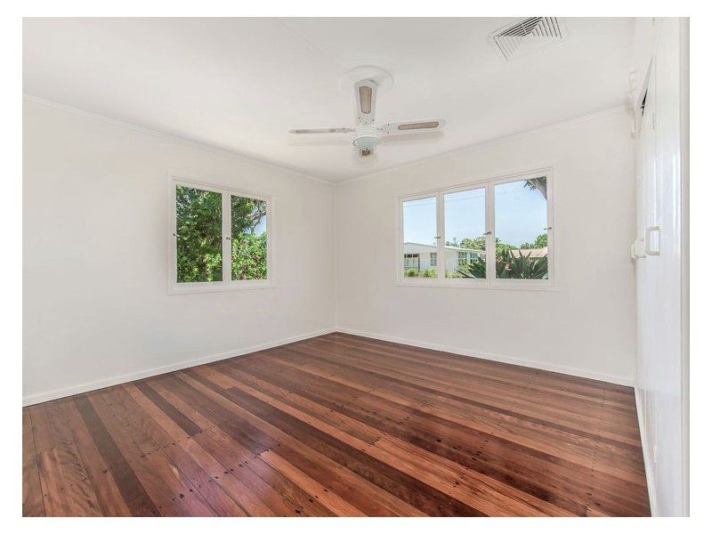 5 Glenys Street, Burnside QLD 4560