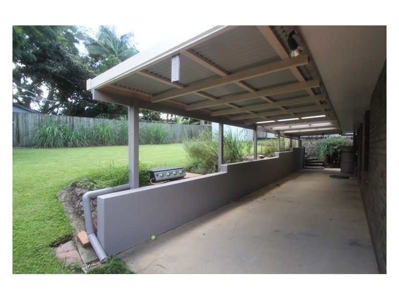 7 Pease Blossom Street, Coes Creek QLD 4560