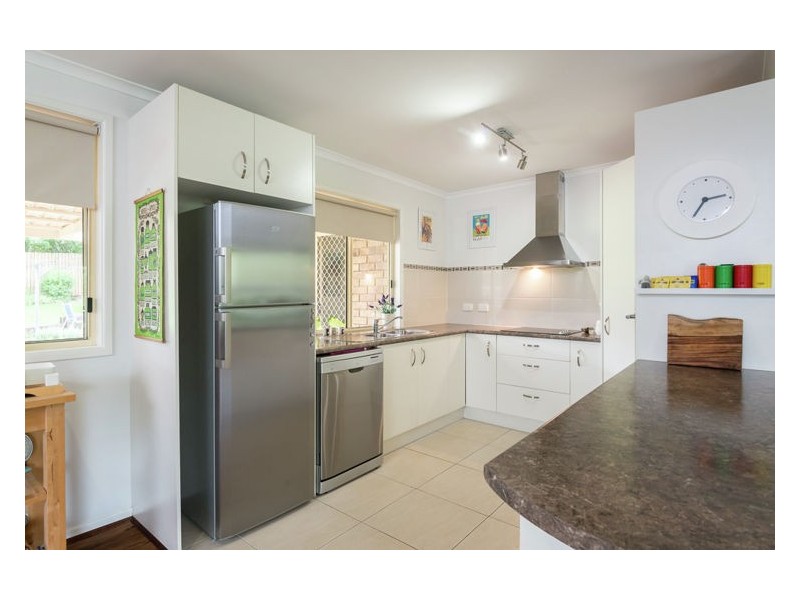 13 Rainbow Park Drive, Mapleton QLD 4560