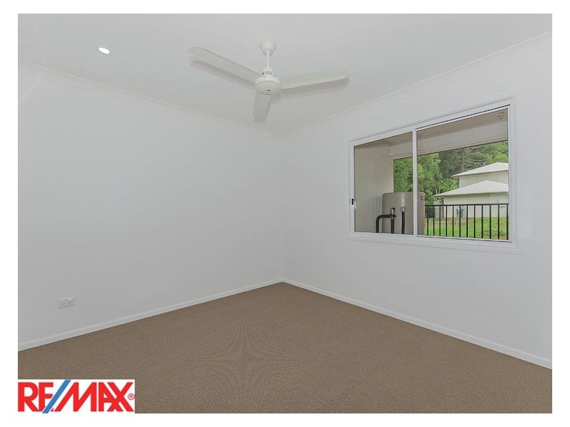 13 Linsay Circuit, Nambour QLD 4560