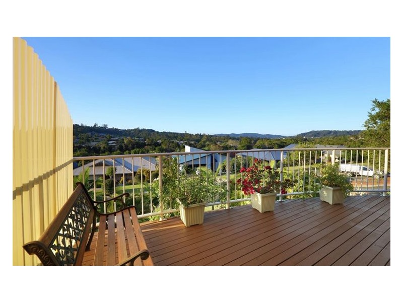 8 Dalzell Court, Burnside QLD 4560