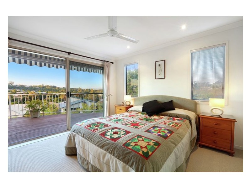 8 Dalzell Court, Burnside QLD 4560