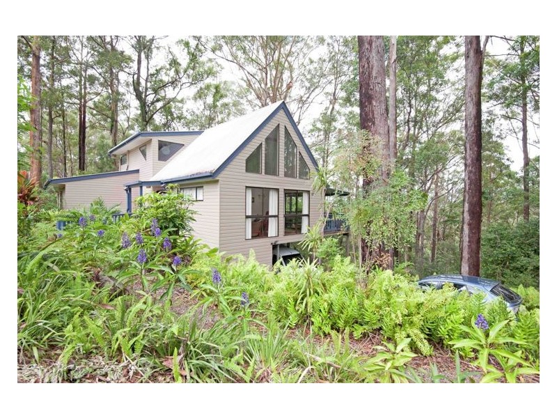 98 Towen Mountain Road, Towen Mountain QLD 4560