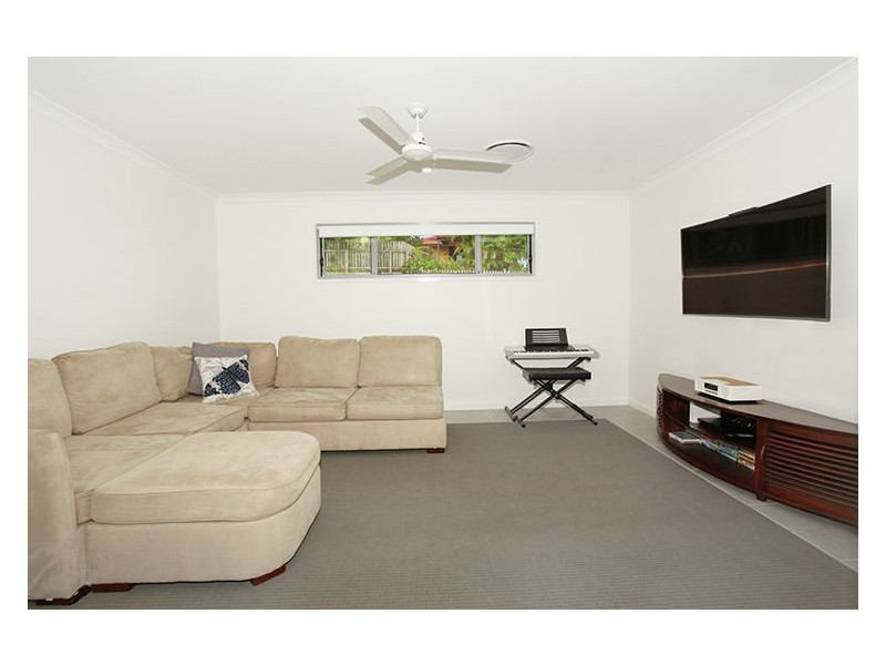8 Tramline Rise, Burnside QLD 4560