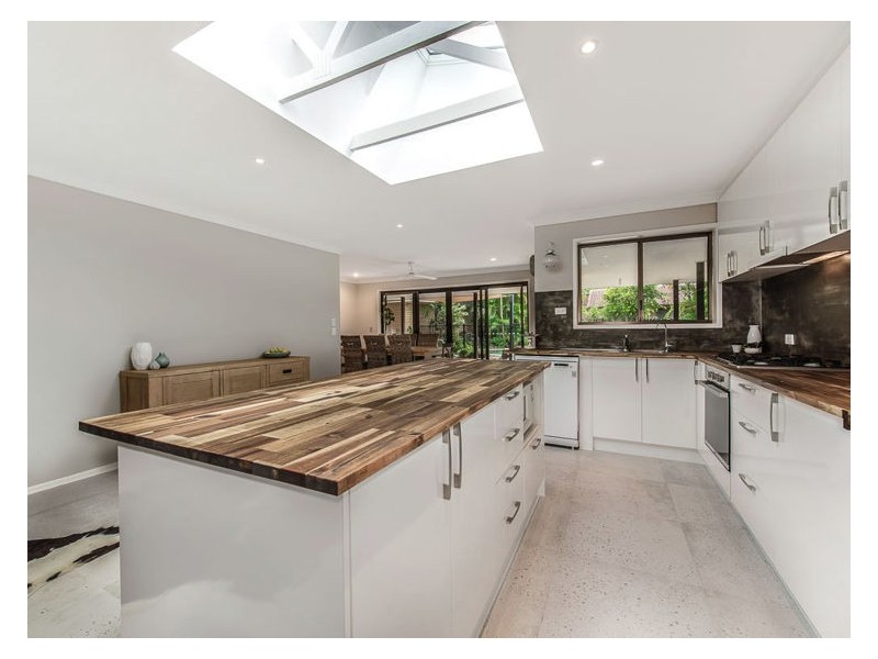 2 Casuarina Court, Nambour QLD 4560