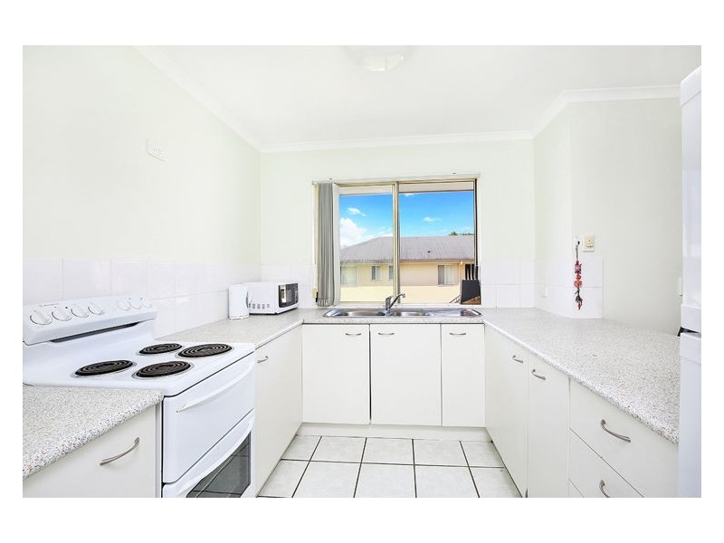 4/4 Low Street, Yandina QLD 4561