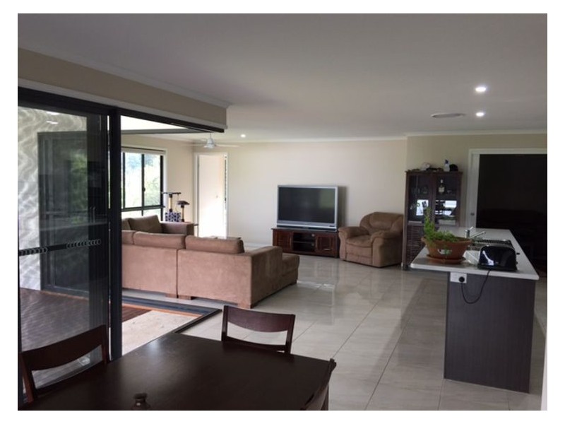 20 James Whalley Drive, Burnside QLD 4560
