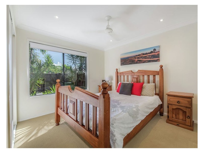10 Starfish Way, Twin Waters QLD 4564