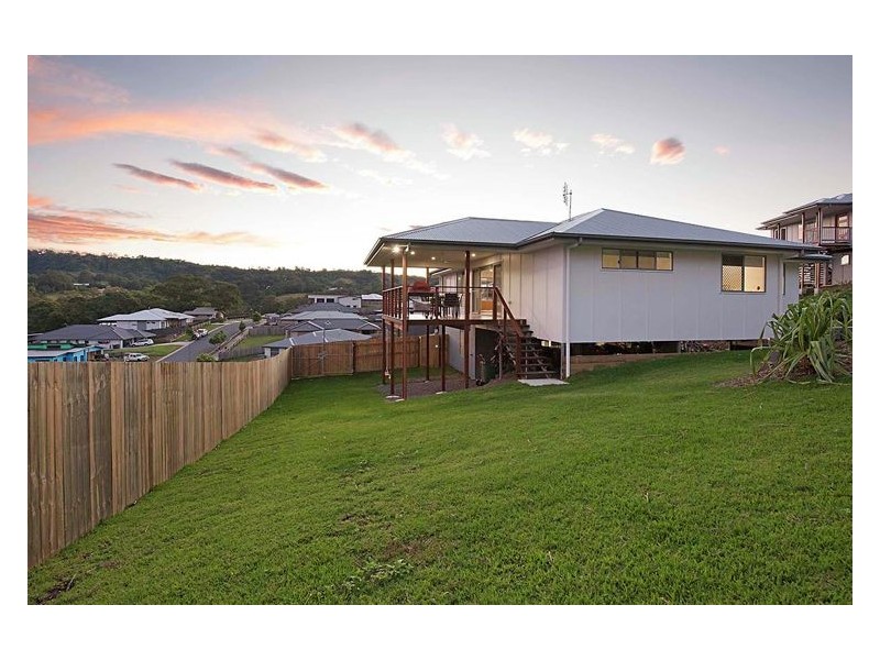 8 Tramline Rise, Burnside QLD 4560
