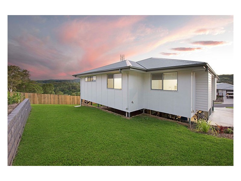 8 Tramline Rise, Burnside QLD 4560
