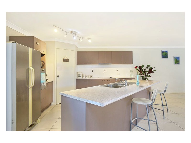 6 Potoroo Place, Burnside QLD 4560