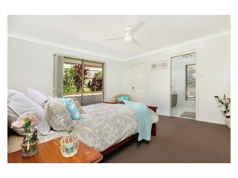 6 Potoroo Place, Burnside QLD 4560