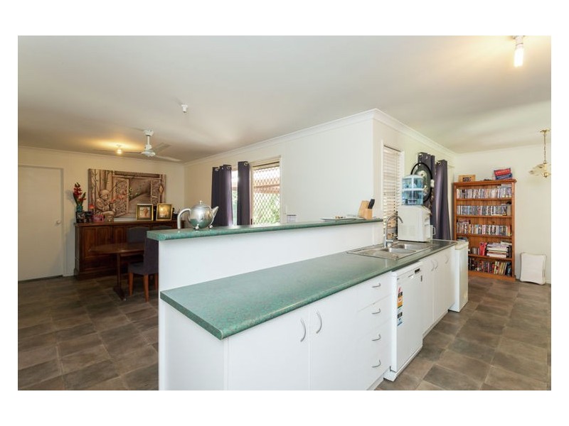 16 Low Street, Yandina QLD 4561