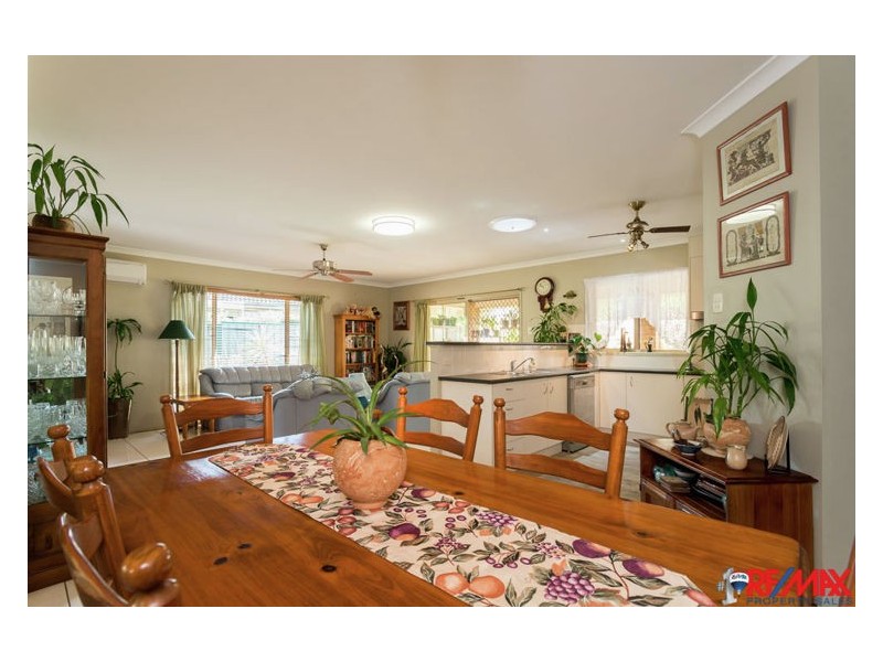 18 Maddock Avenue, Mooloolah Valley QLD 4553
