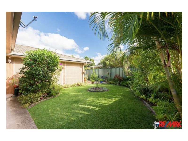 18 Maddock Avenue, Mooloolah Valley QLD 4553