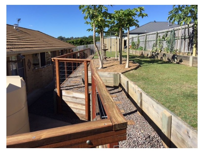 5 Buchanan Court, Burnside QLD 4560