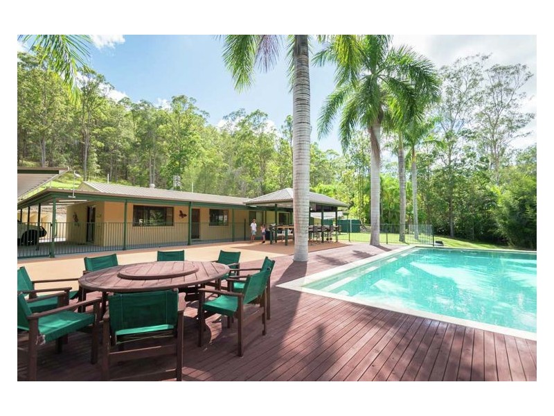 156 Creightons Road, Yandina QLD 4561