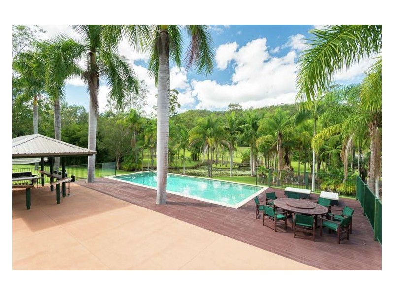 156 Creightons Road, Yandina QLD 4561