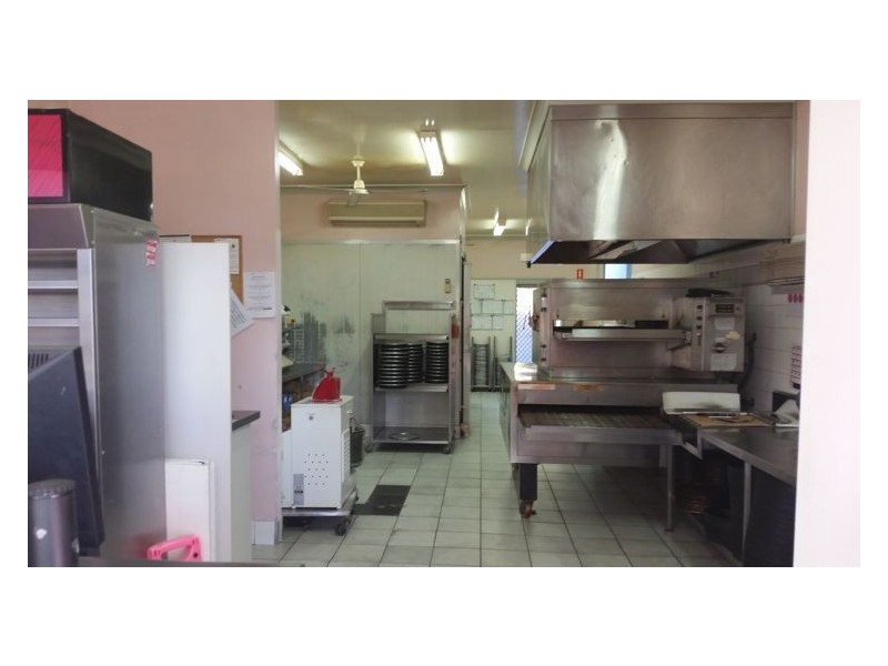 15 Arundell Avenue, Nambour QLD 4560