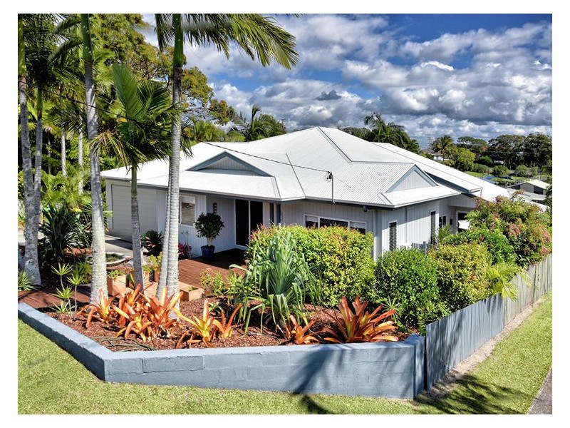 18 Furlong Drive, Moffat Beach QLD 4551