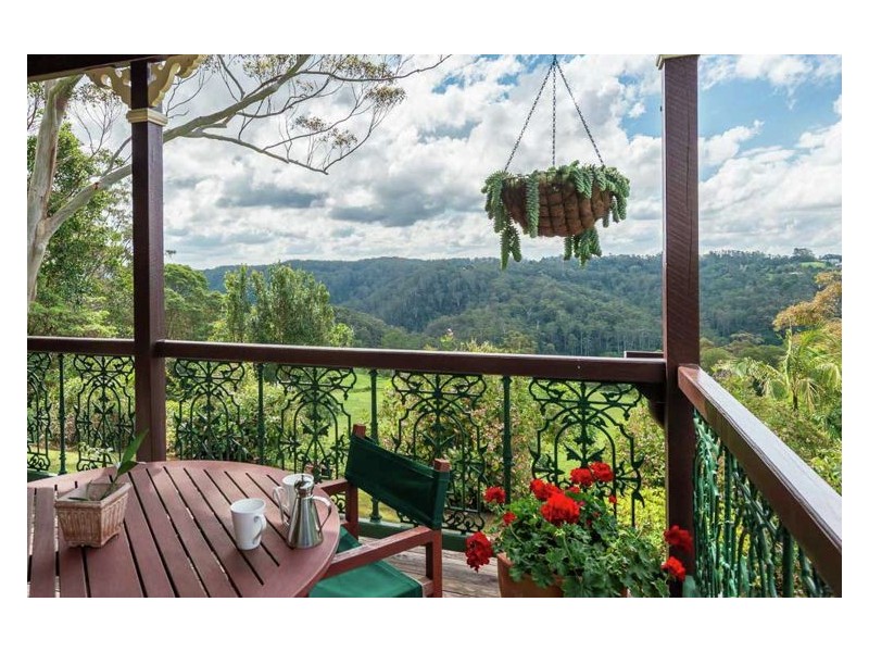 311 Western Avenue, Montville QLD 4560