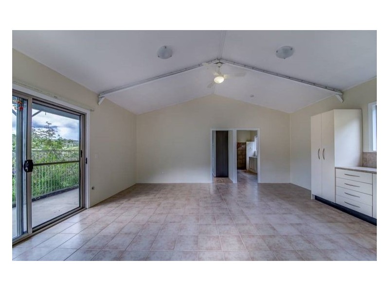832 Nambour Mapleton Road, Mapleton QLD 4560