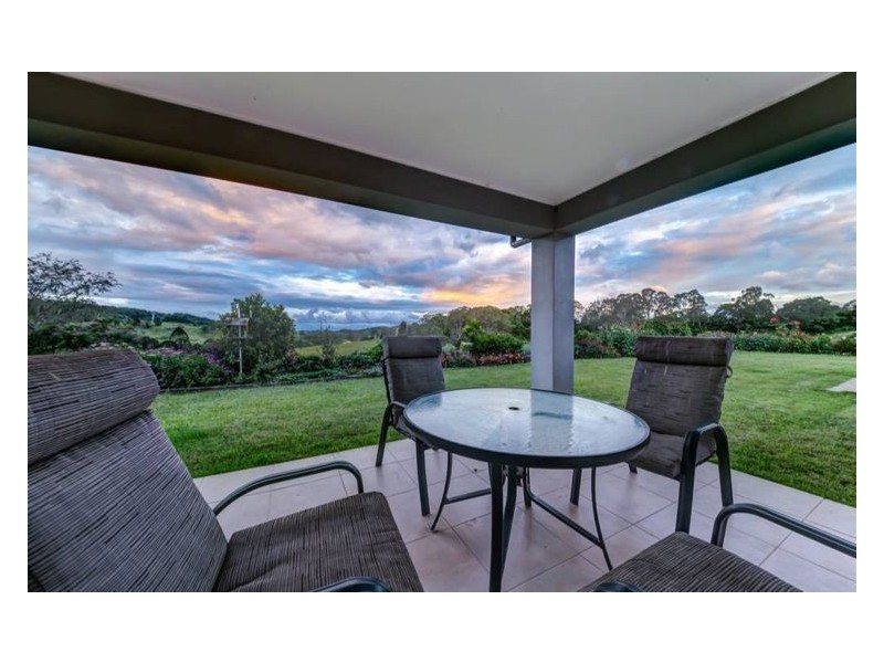 832 Nambour Mapleton Road, Mapleton QLD 4560