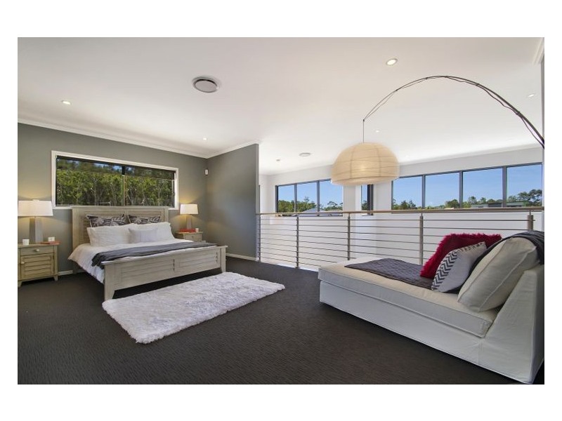 3 Bond Street, Pelican Waters QLD 4551