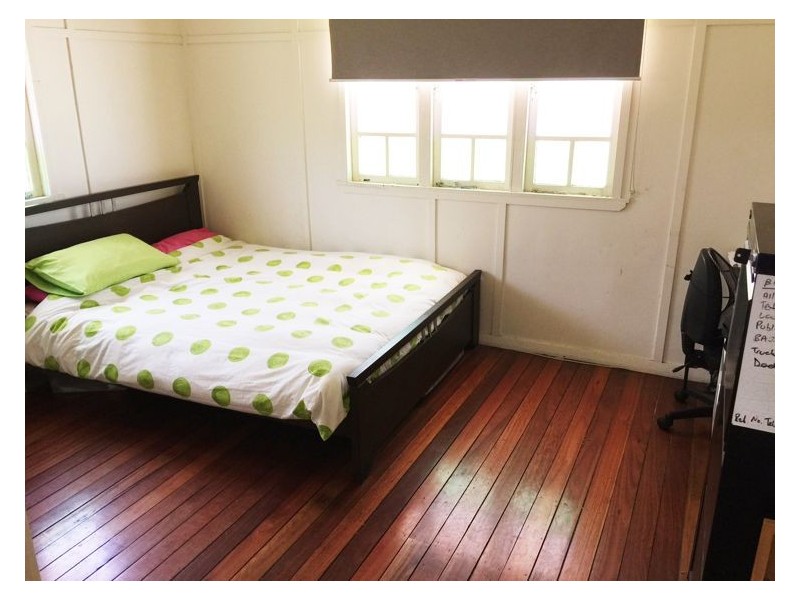 87 Coronation Avenue, Nambour QLD 4560