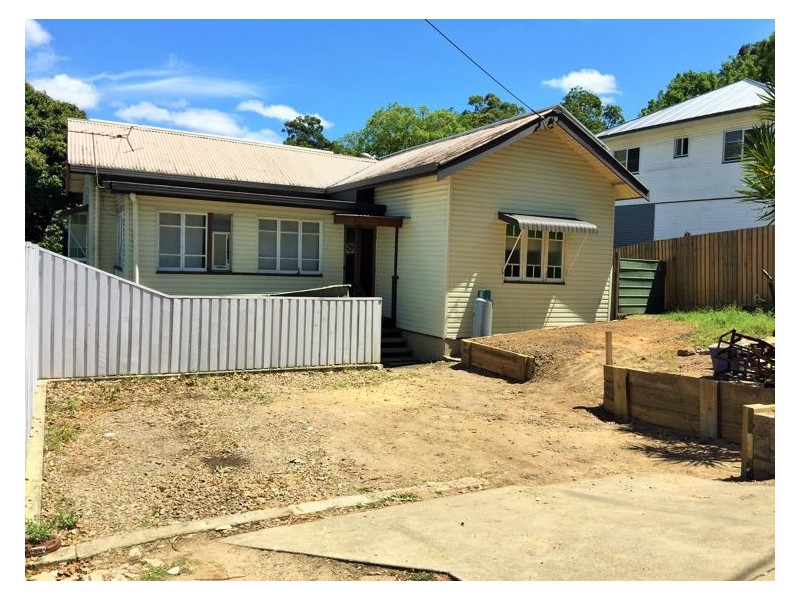 87 Coronation Avenue, Nambour QLD 4560