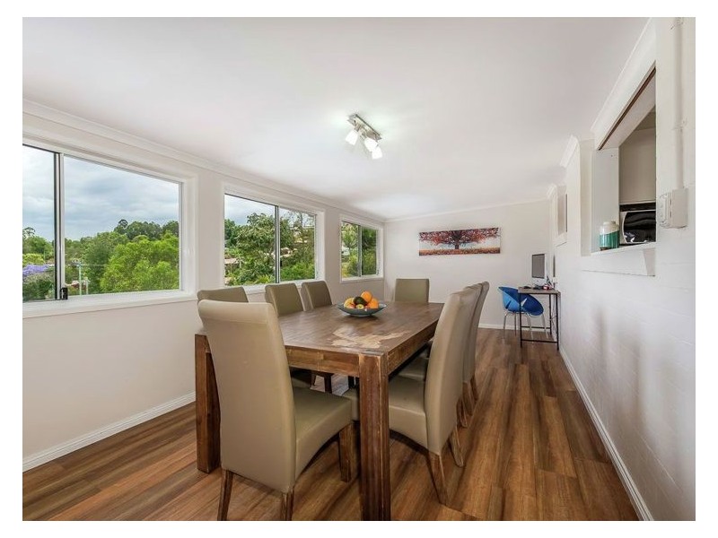27 Stuart Place, Nambour QLD 4560