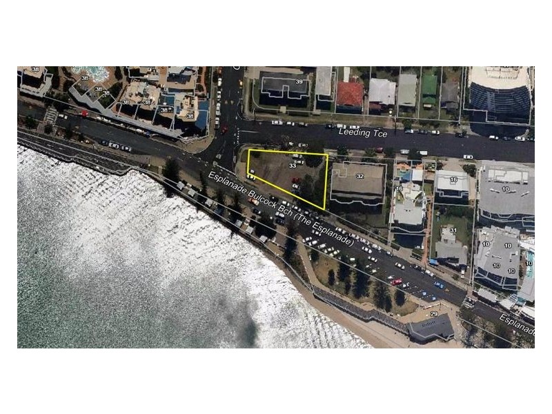 33 Esplanade Bulcock Beach, Caloundra QLD 4551