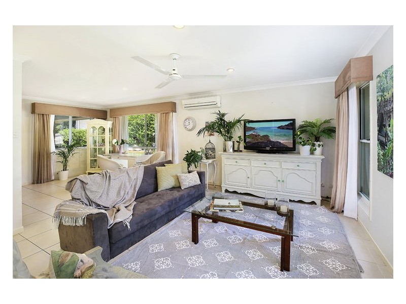 9 Rangeleigh Court, Palmwoods QLD 4555