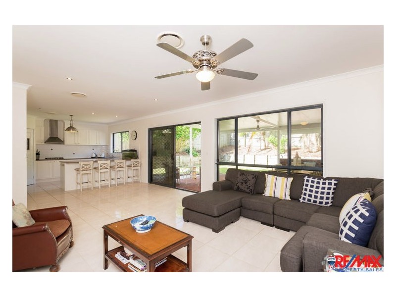 18 Paynters Pocket Avenue, Palmwoods QLD 4555