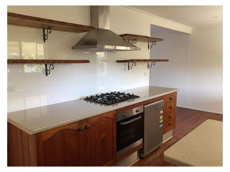 35 Murray Cres, Nambour QLD 4560