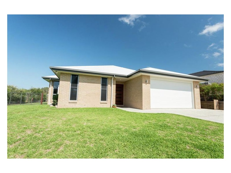 1 Cooee Court, Coes Creek QLD 4560