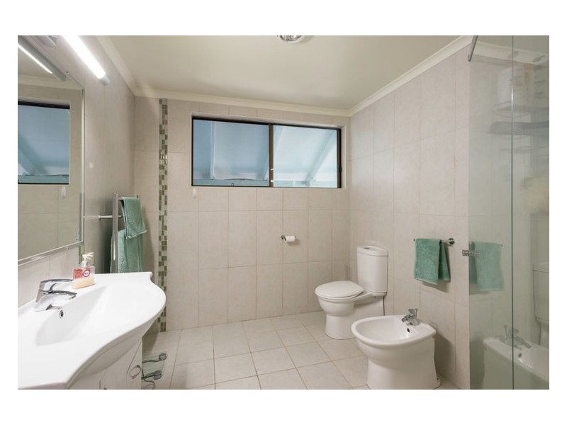 10 Meher Road, Kiels Mountain QLD 4559