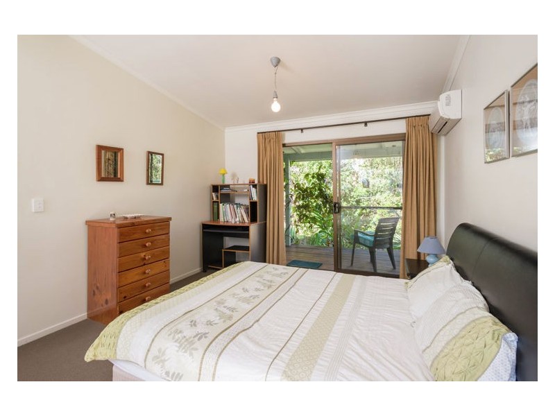 10 Meher Road, Kiels Mountain QLD 4559