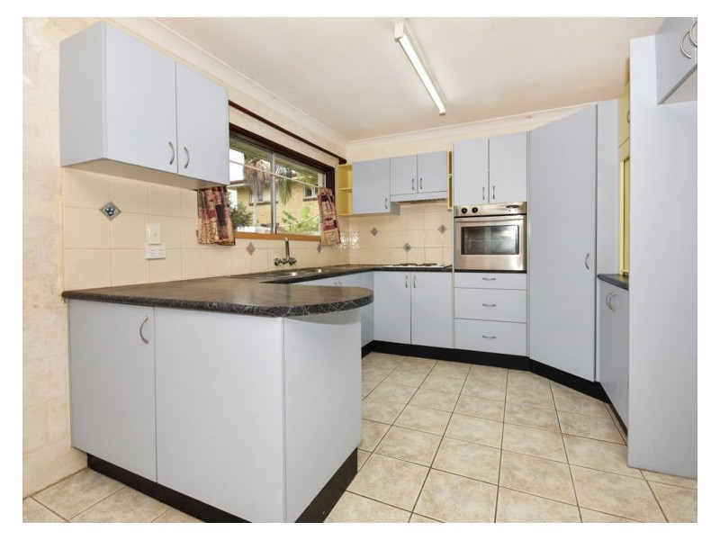 2 Theresa Street, Golden Beach QLD 4551