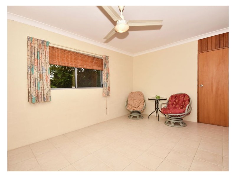2 Theresa Street, Golden Beach QLD 4551