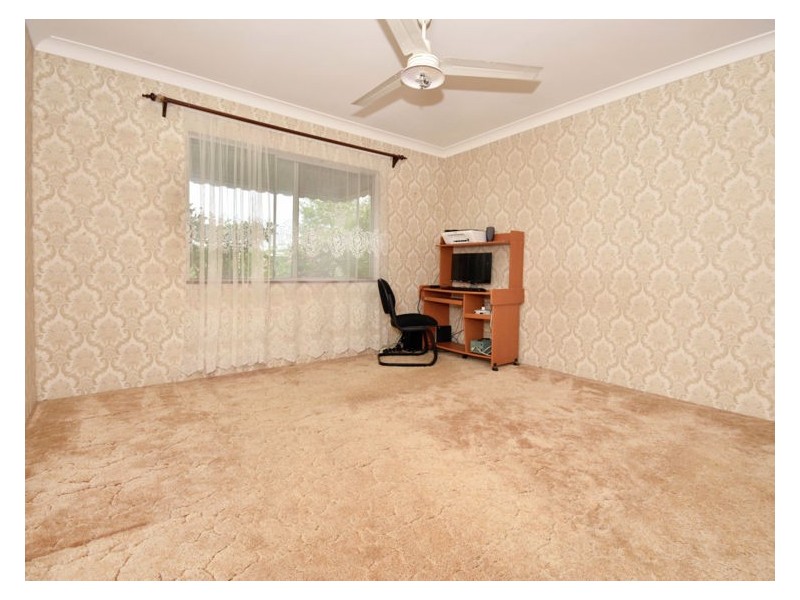 2 Theresa Street, Golden Beach QLD 4551
